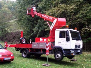 Bühne 26/19 7,5 t Seitenansicht